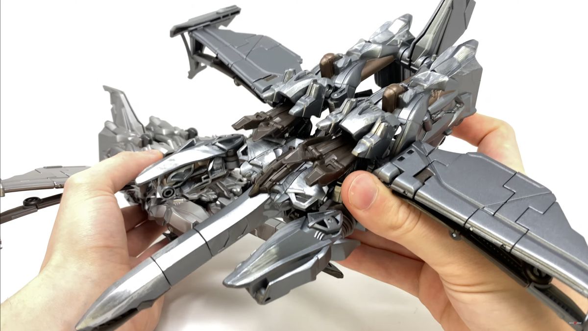 Takara Premium Finish PF SS-03 Megatron In-Hand Images